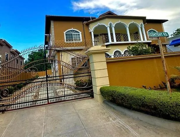 White House By White River Ocho Rios